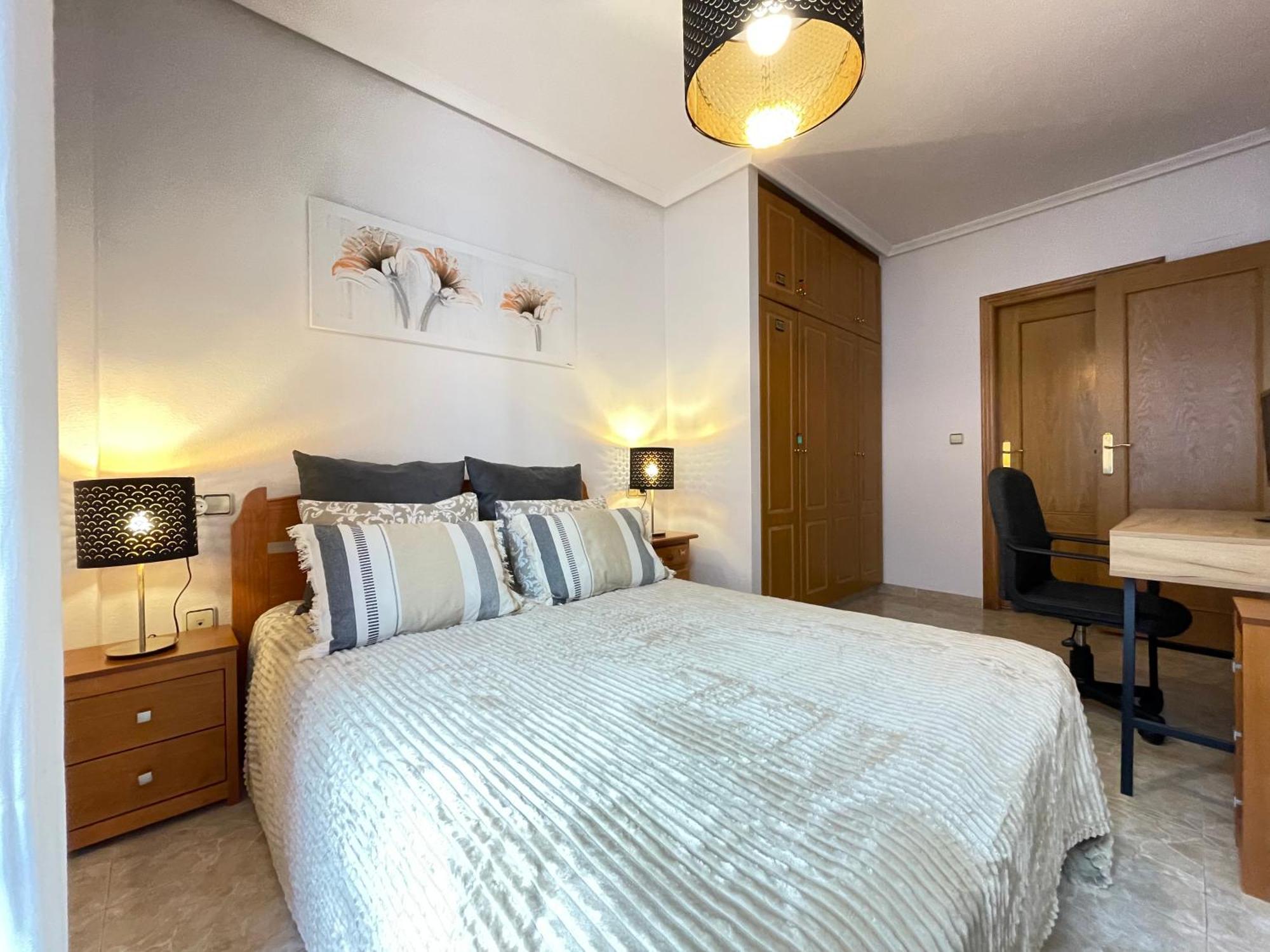 Superior La Playa! 3 Bedrooms! 2 Baths! Air Condition! Side Sea View! Torrevieja Bagian luar foto