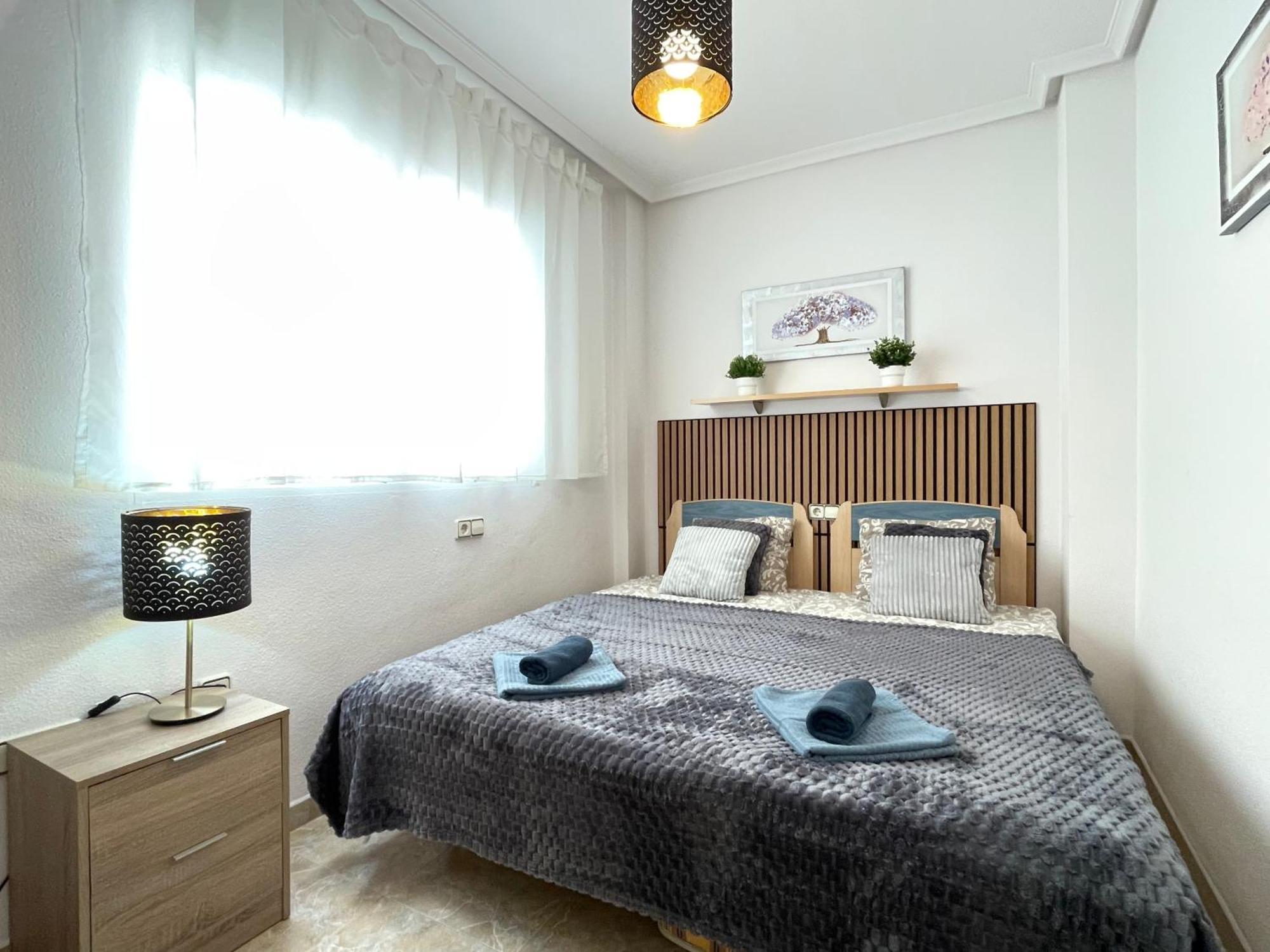 Superior La Playa! 3 Bedrooms! 2 Baths! Air Condition! Side Sea View! Torrevieja Bagian luar foto