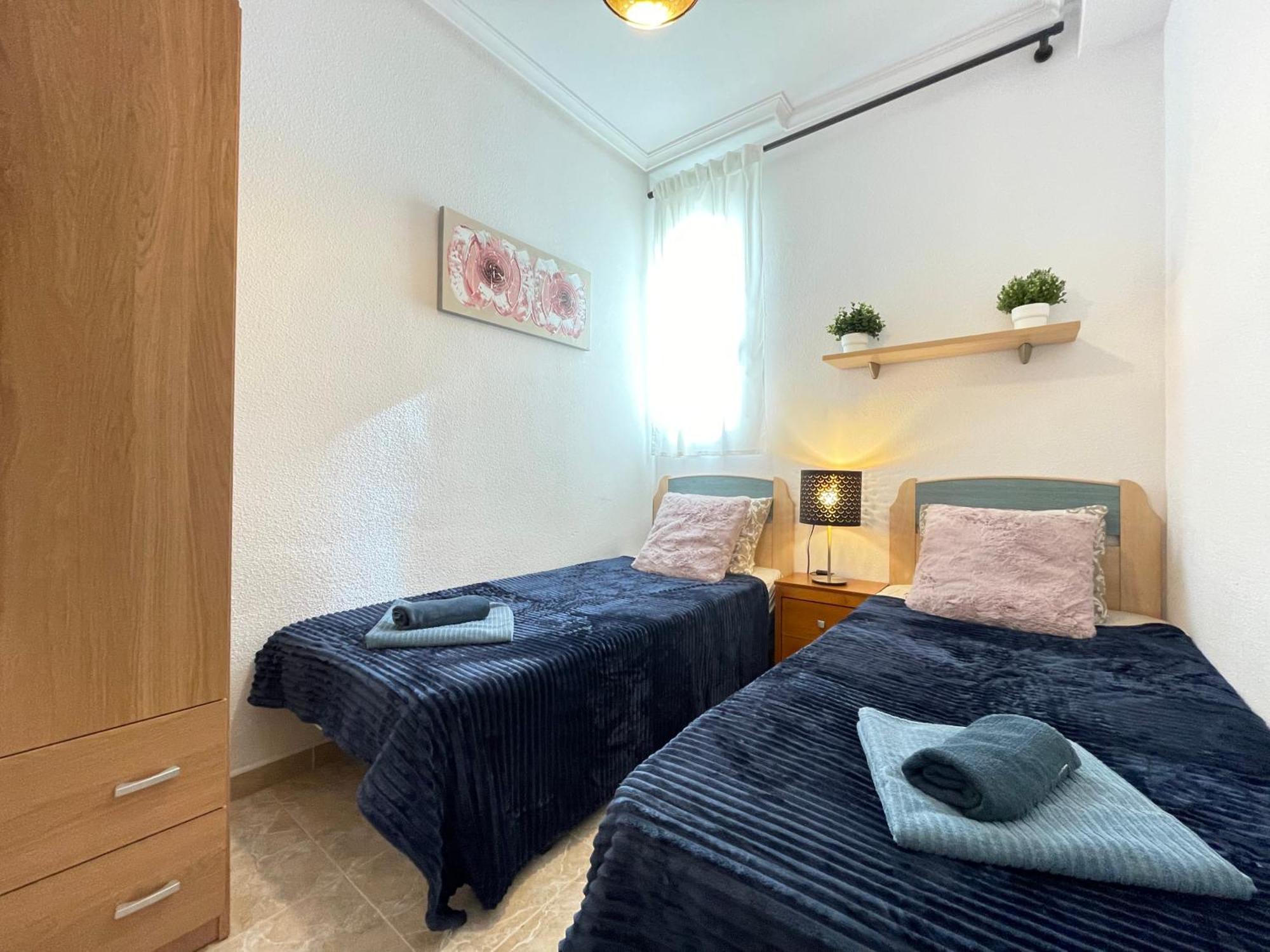 Superior La Playa! 3 Bedrooms! 2 Baths! Air Condition! Side Sea View! Torrevieja Bagian luar foto